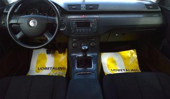 VW Passat 1,6 102 Comfortline 4d full