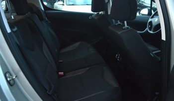 Peugeot 308 1,6 VTi Premium 5d full